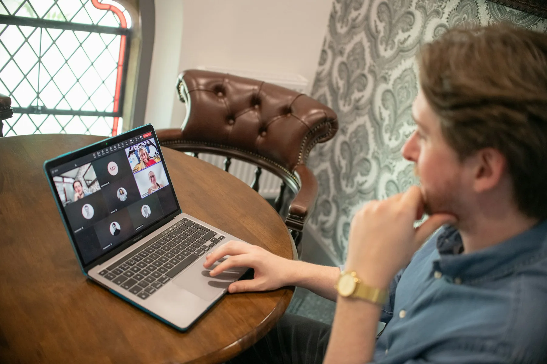 Workplace perspective for How OZIVITA helps